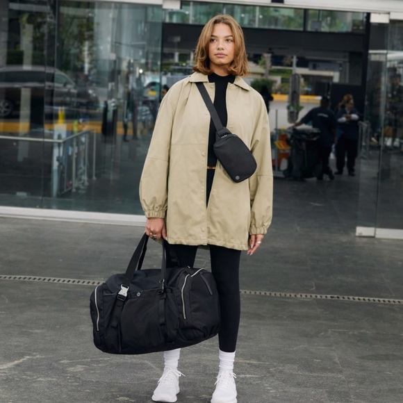 lululemon athletica Jackets & Blazers - Lululemon Lightweight Oversized-Fit Coaches Jacket Compass Khaki Size XS LW4CDZS